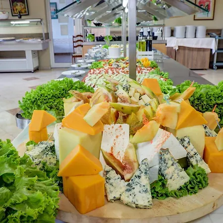 Kini Park & Free Parking