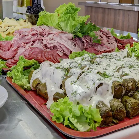 Hotell Kini Park & Free Parking 3*