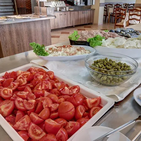 Kini Park & Free Parking