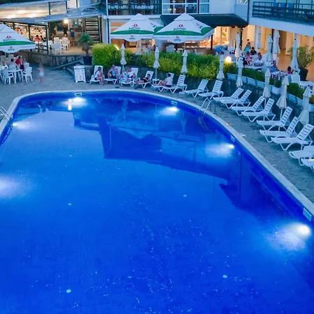 Kini Park & Free Parking 3* Golden Sands