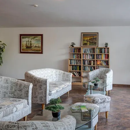 Hotell Kini Park & Free Parking Golden Sands