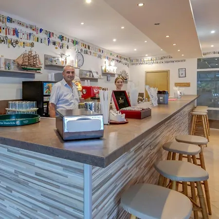 Kini Park & Free Parking 3*