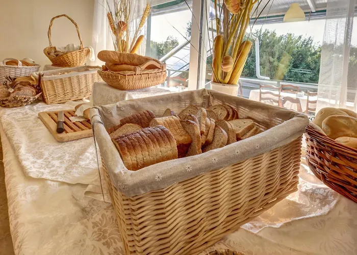 Kini Park & Free Parking מלון גולדן סנדס