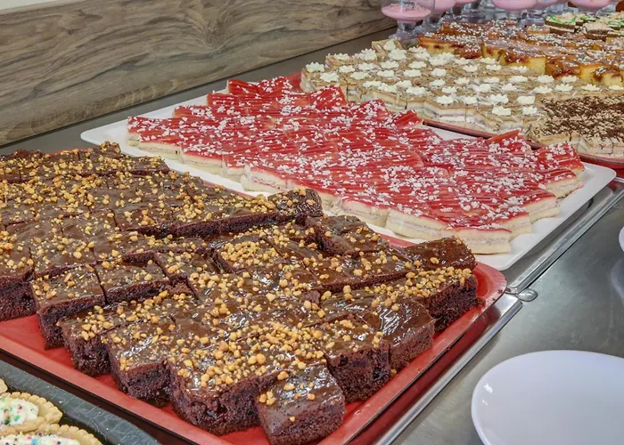 Kini Park & Free Parking מלון 3*