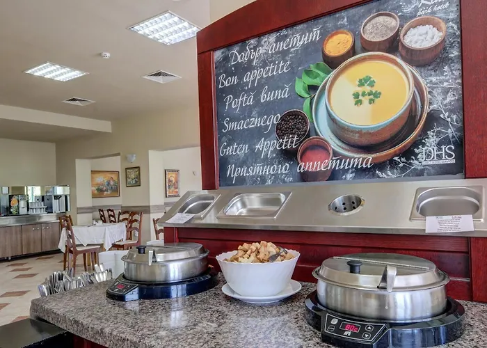 Kini Park & Free Parking מלון 3*