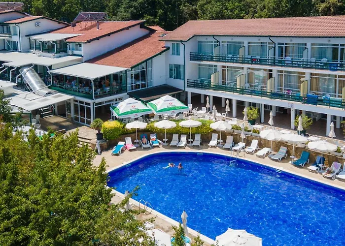 Kini Park & Free Parking גולדן סנדס