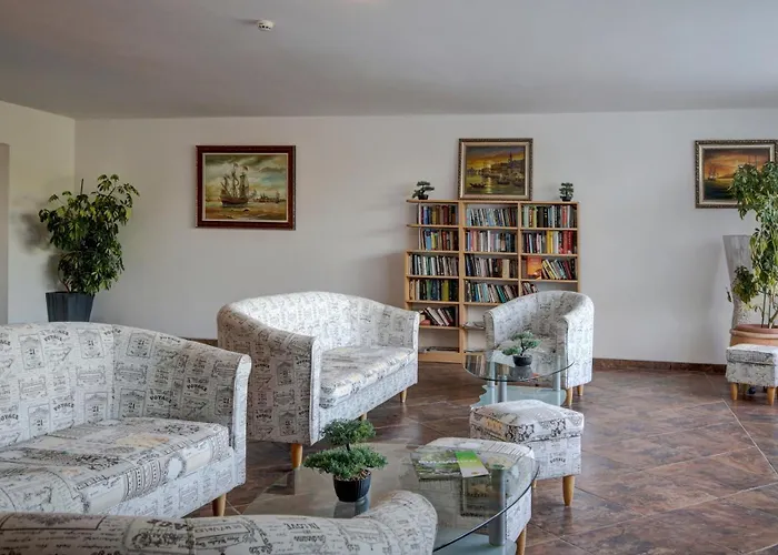 מלון Kini Park & Free Parking גולדן סנדס