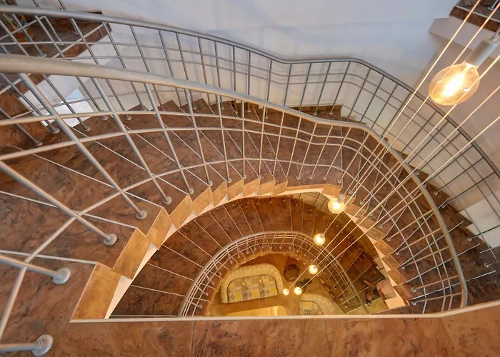 Ξενοδοχείο Kini Park & Free Parking