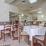 Kini Park & Free Parking Hotel 3*