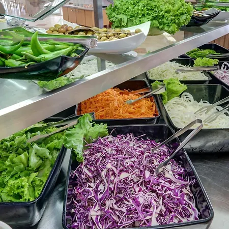 Hotel Kini Park & Free Parking Złote Piaski