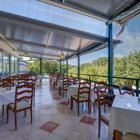 Hotel Kini Park & Free Parking Złote Piaski