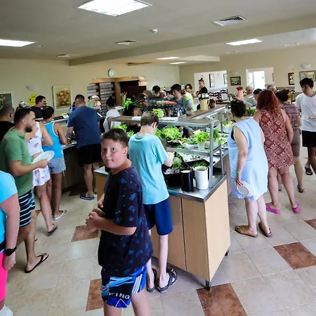 Kini Park & Free Parking Złote Piaski