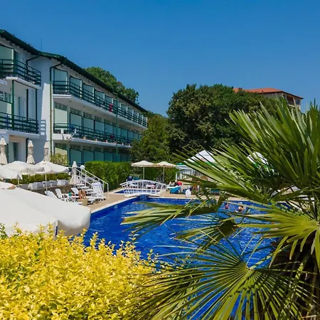 Kini Park & Free Parking 3* Goldstrand