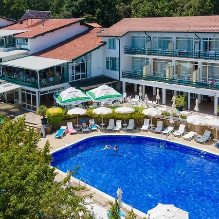 Kini Park & Free Parking Goldstrand