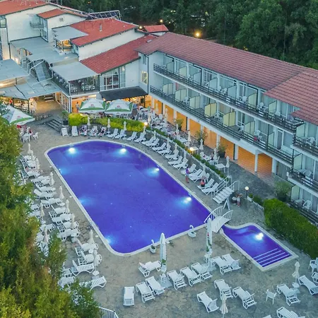 Kini Park & Free Parking 3* Goldstrand