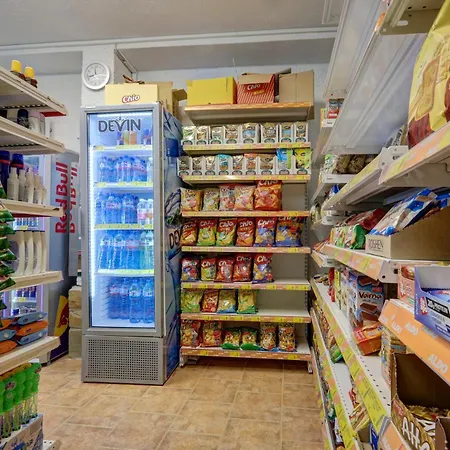 Kini Park & Free Parking Hotel Goldstrand