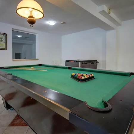 Kini Park & Free Parking Hotel Złote Piaski