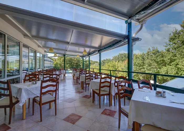 Hotel Kini Park & Free Parking Golden Sands