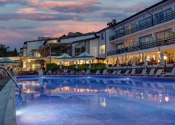 Kini Park & Free Parking