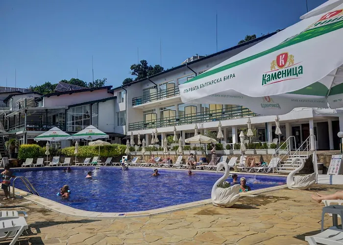 Hotel Kini Park & Free Parking Golden Sands