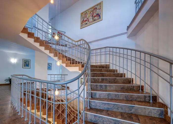 Hotel Kini Park & Free Parking Golden Sands